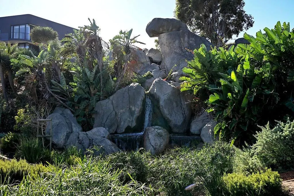 Apartment Axis-Luxury Two Bedroom With Ocean And Mountain Views - 3 Cape Town