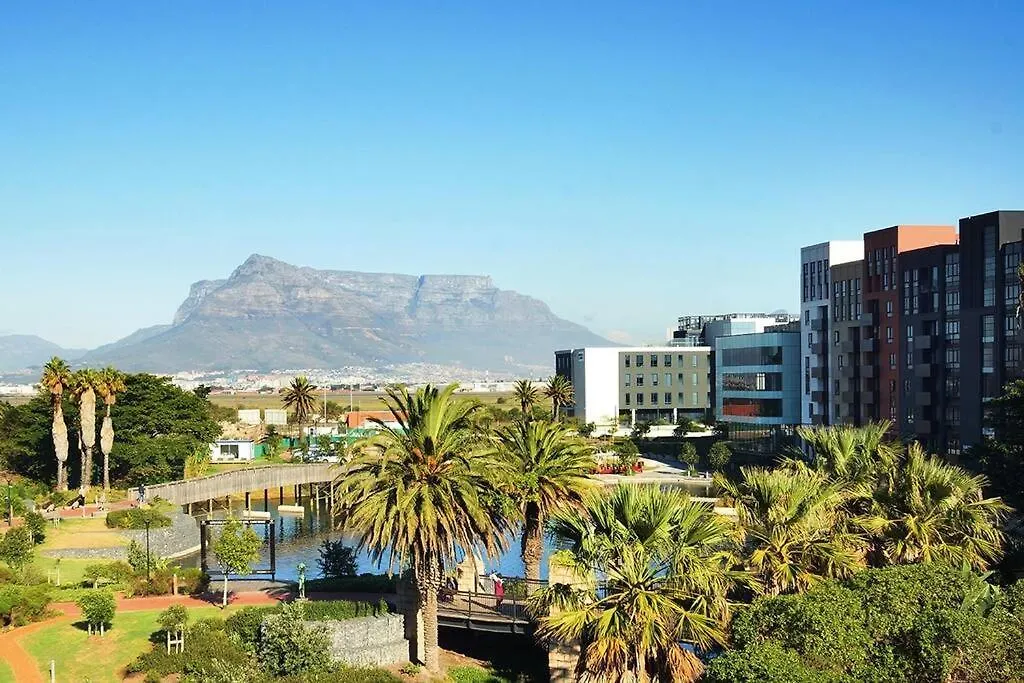 Apartment Axis-Luxury Two Bedroom With Ocean And Mountain Views - 3 Cape Town South Africa