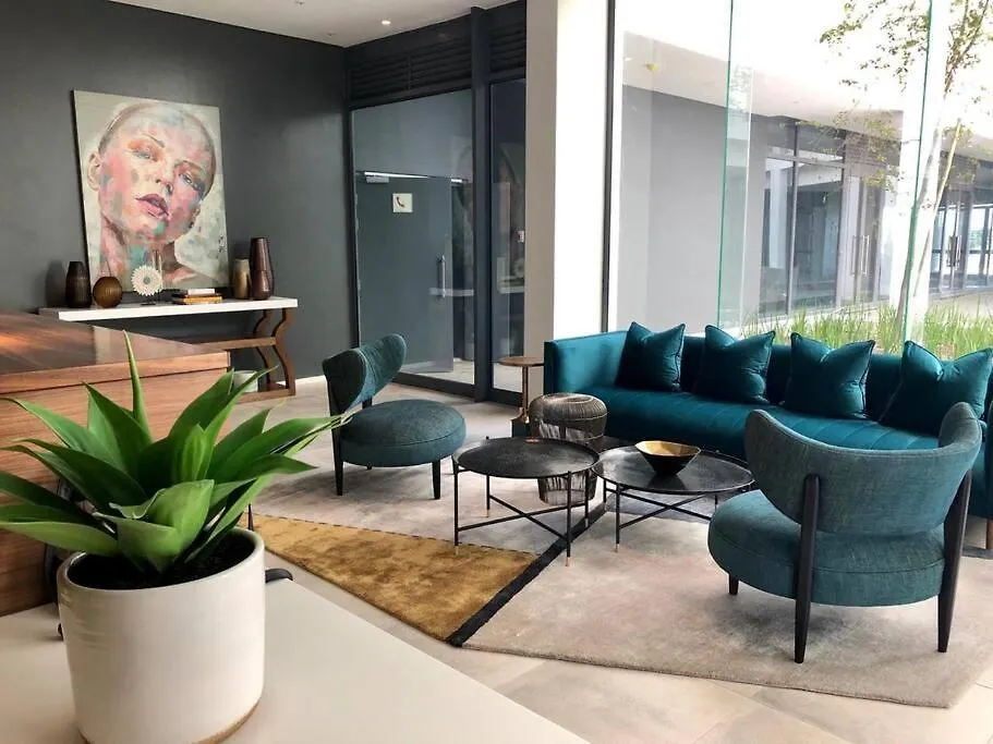 Apartment Axis-Luxury Two Bedroom With Ocean And Mountain Views - 3 Cape Town